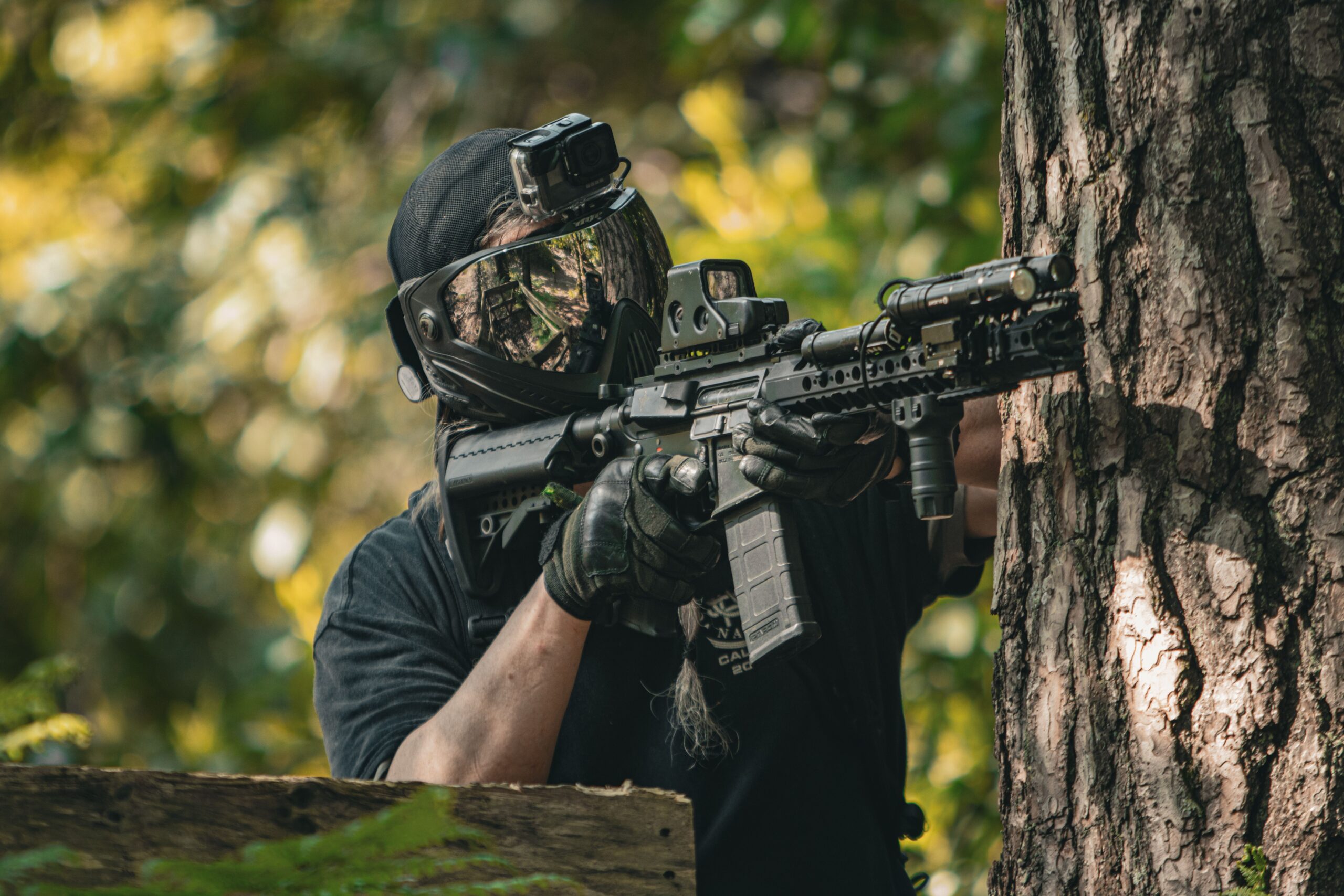 Ekstremalna rozrywka grupowa – Escape roomy, paintball i survival – Budowanie relacji i pokonywanie stresu